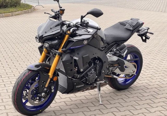 yamaha