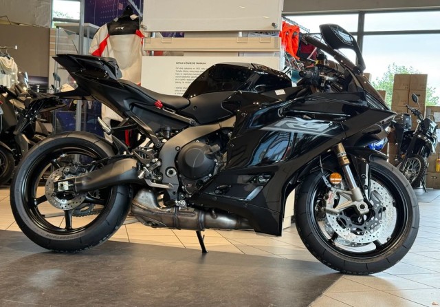 yamaha