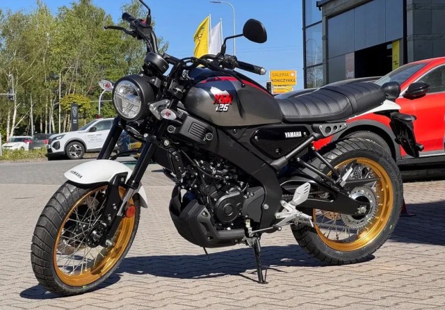 yamaha