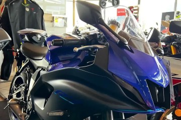 R7 Yamaha YZF-R7 Sport salon Bielsko