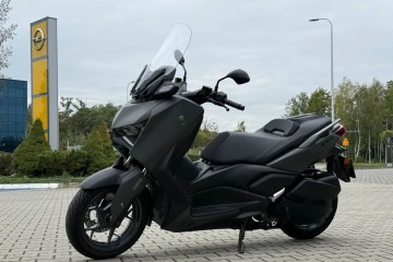 X-MAX 125 model 2025 mały przebieg  Salon Polska
