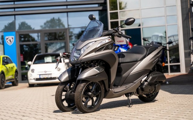 yamaha