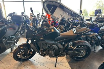 NOWOŚĆ MT 09 MT-09 Y-AMT 2025 model Salon Yamaha Bielsko-Biała