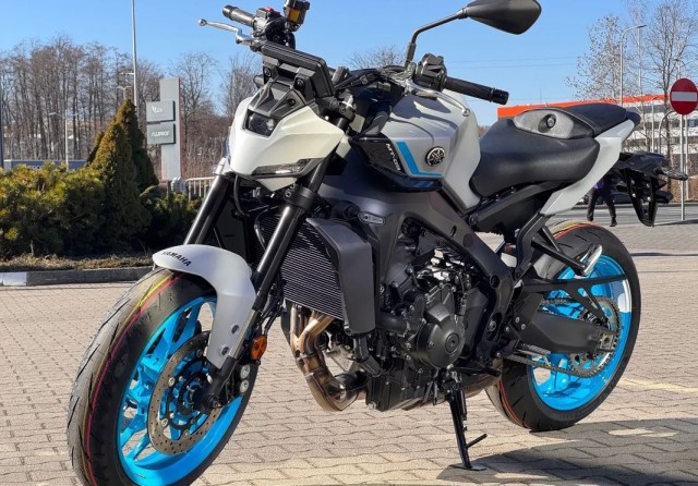 yamaha