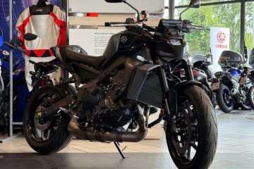 Polisa za 1 PLN   MT 09 MT-09 2025 5 lat gwarancji  Salon Yamaha